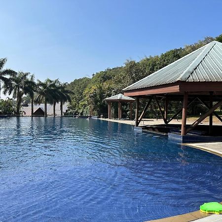 Aveda Suites At Aamby Valley City Lonavala Buitenkant foto