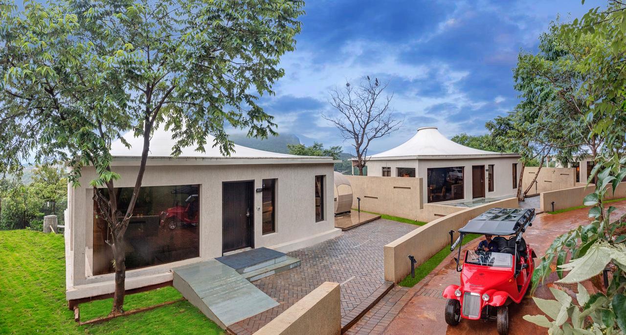 Aveda Suites At Aamby Valley City Lonavala Buitenkant foto