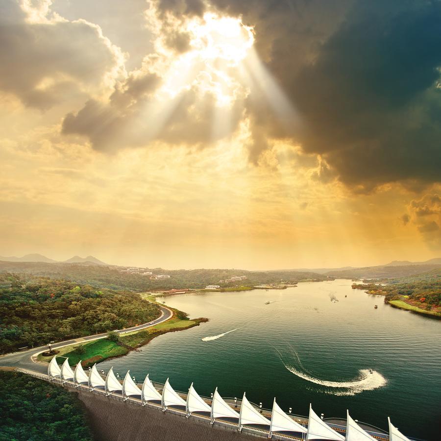 Aveda Suites At Aamby Valley City Lonavala Buitenkant foto