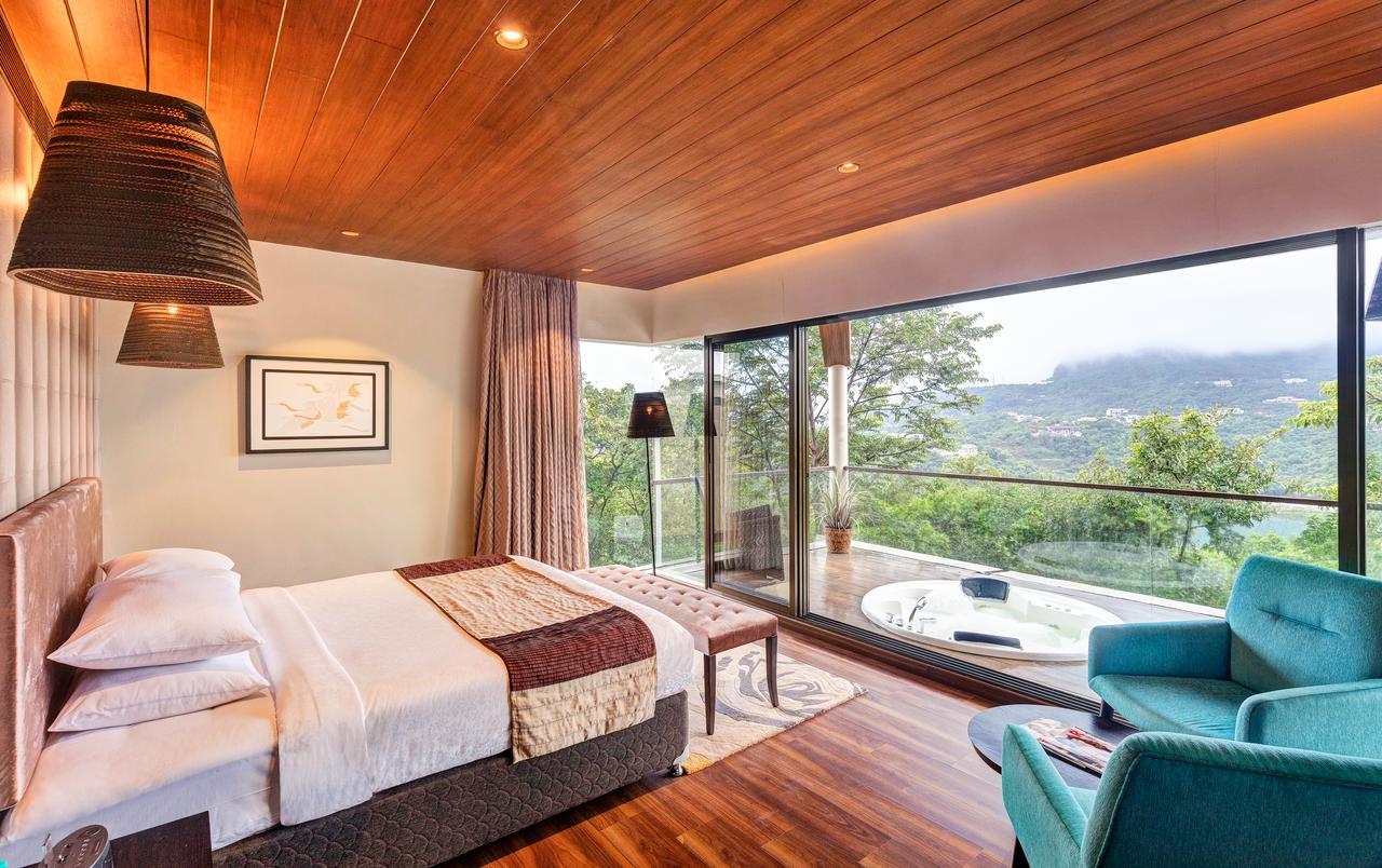 Aveda Suites At Aamby Valley City Lonavala Buitenkant foto